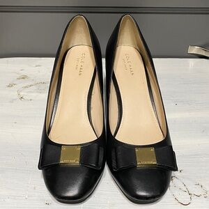 Cole Haan Emory Bow black leather block heel pumps size 9 1/2